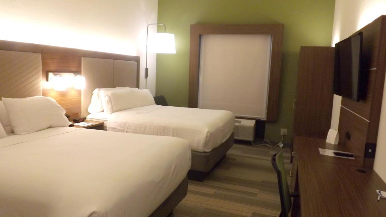 Holiday Inn Express & Suites Dyersburg By Ihg Εξωτερικό φωτογραφία