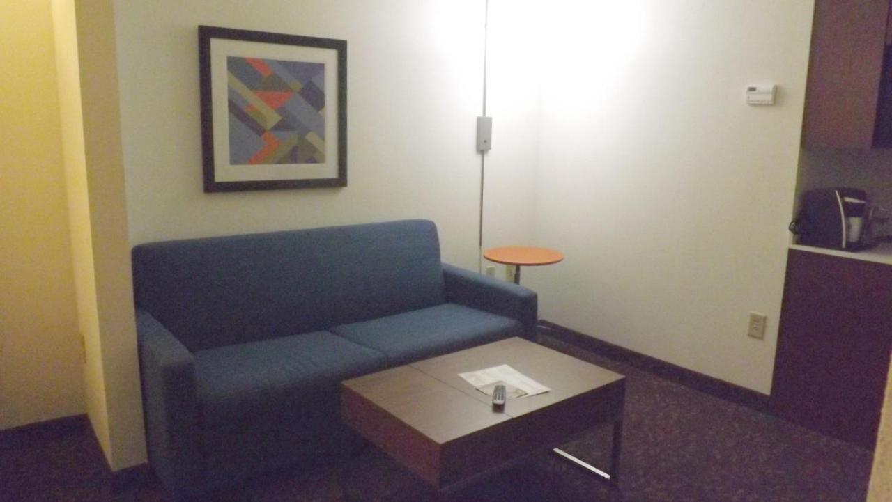 Holiday Inn Express & Suites Dyersburg By Ihg Εξωτερικό φωτογραφία