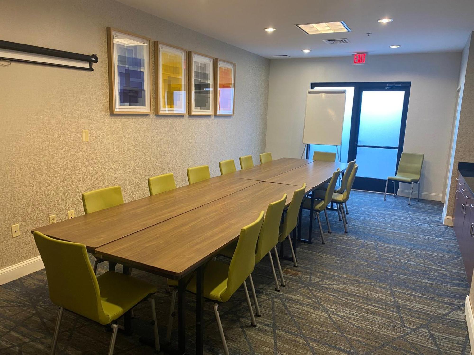 Holiday Inn Express & Suites Dyersburg By Ihg Εξωτερικό φωτογραφία