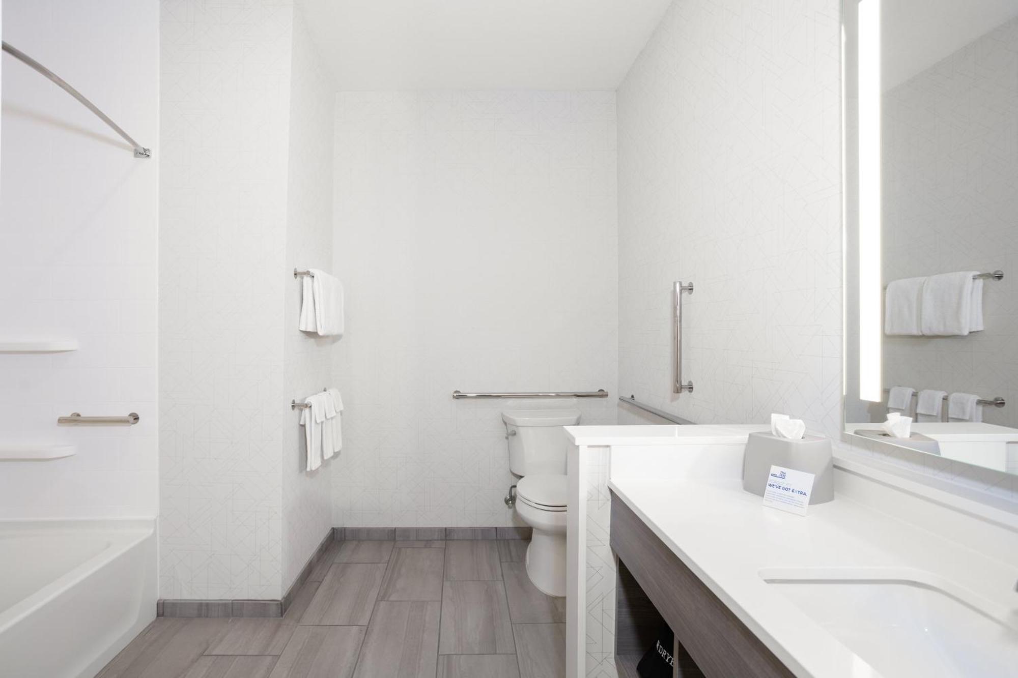 Holiday Inn Express & Suites Dyersburg By Ihg Εξωτερικό φωτογραφία
