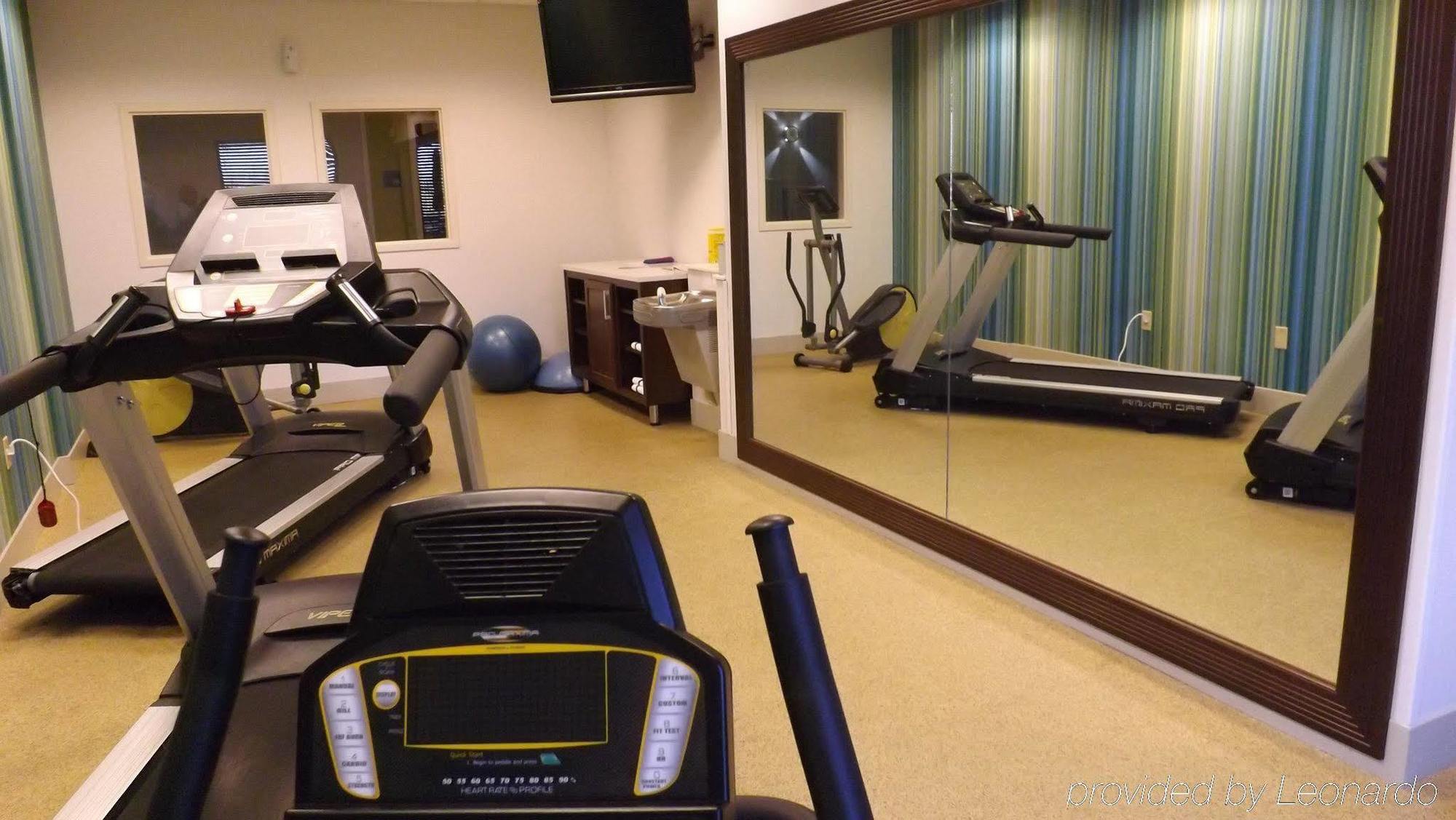 Holiday Inn Express & Suites Dyersburg By Ihg Εξωτερικό φωτογραφία
